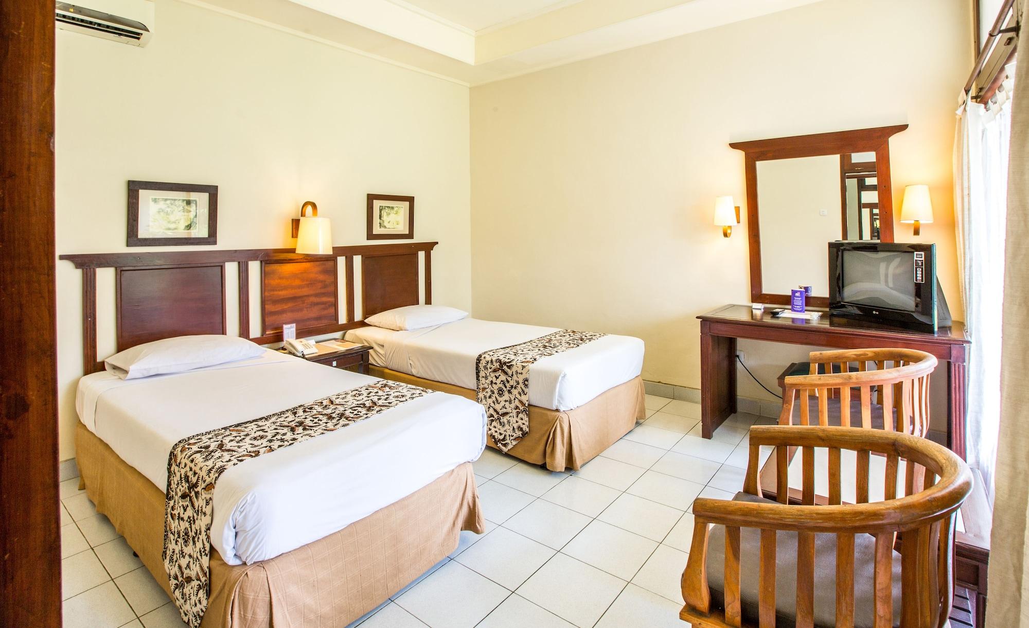 Besakih Beach Hotel Sanur Buitenkant foto