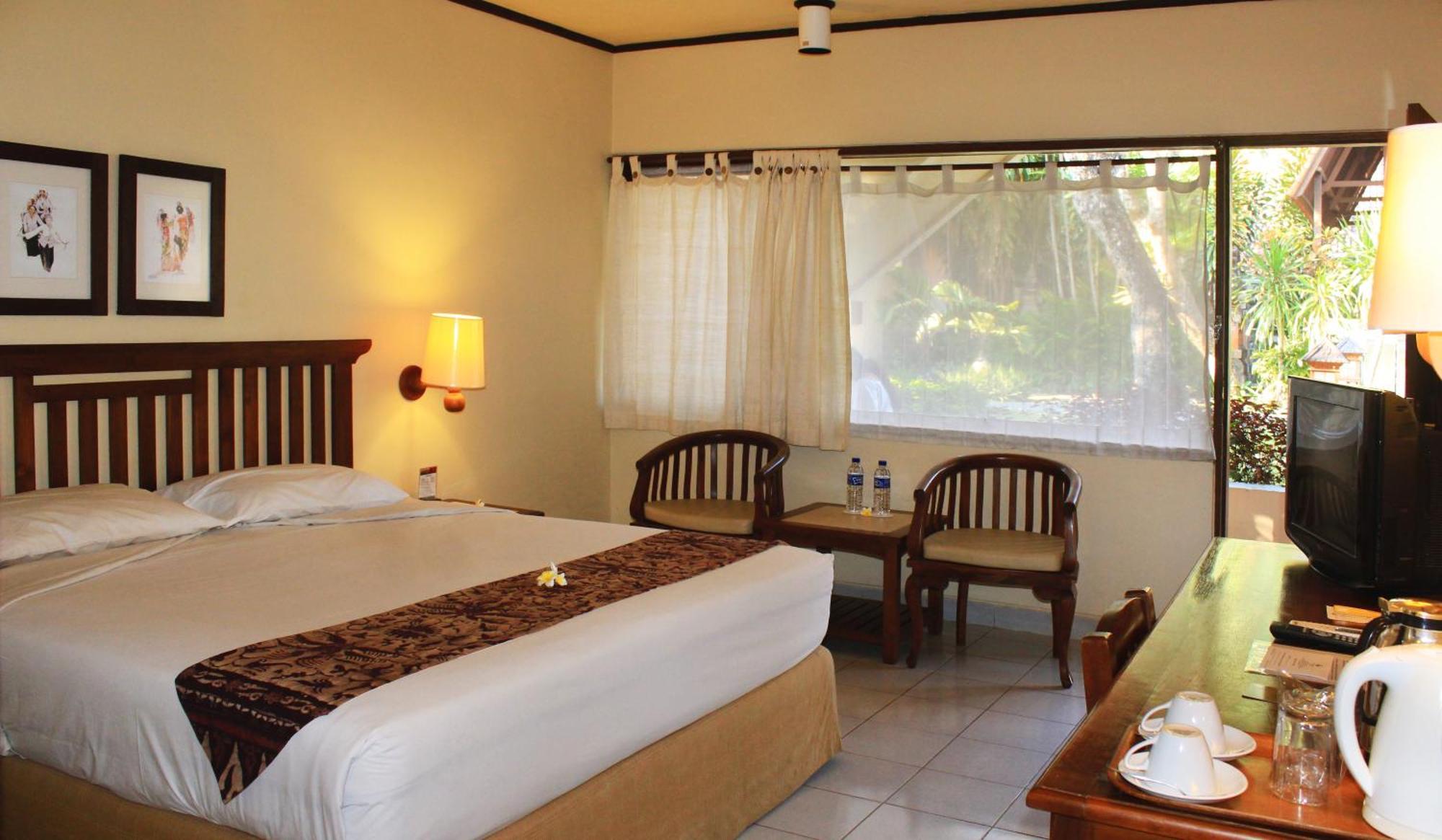 Besakih Beach Hotel Sanur Buitenkant foto