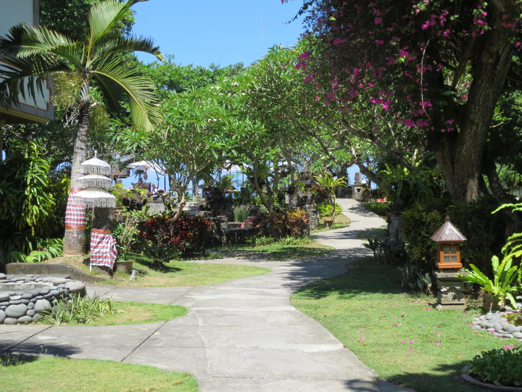 Besakih Beach Hotel Sanur Buitenkant foto